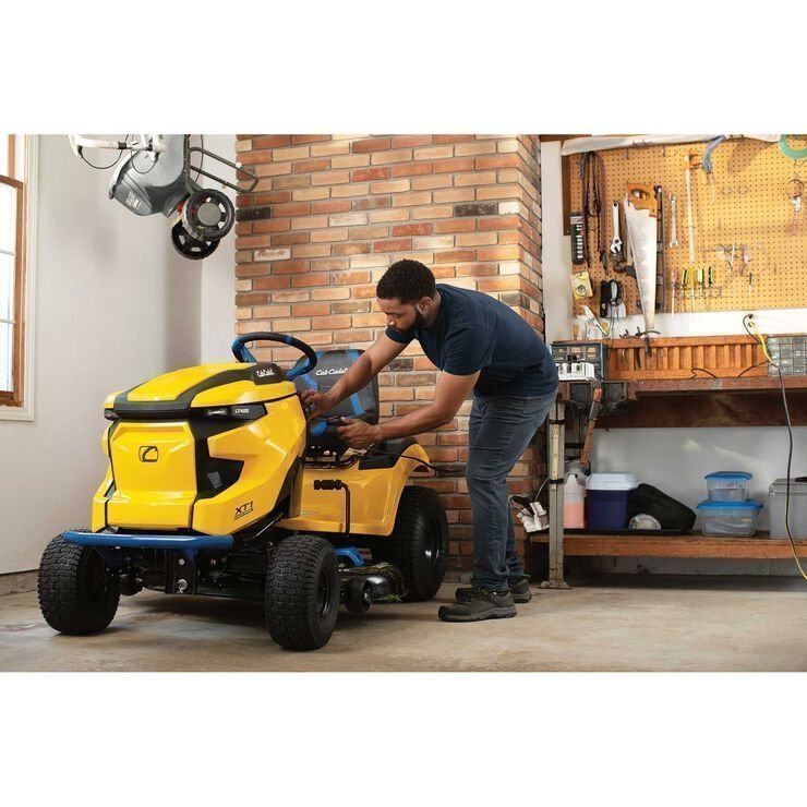 The Cub Cadet Enduro Series XT1 LT42E 42-in. 56V MAX* Riding Lawn Mower - Image 4